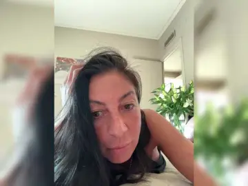 IrinkaGata  live sex cam