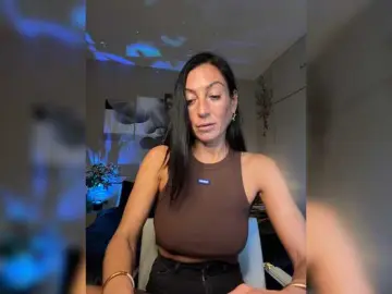 IrinkaGata  live sex cam