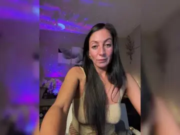 IrinkaGata  live sex cam