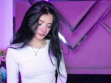 LinzyRouse  live sex cam