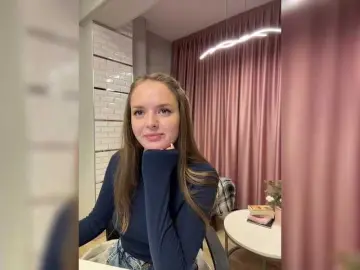 Lunaaaura  live sex cam