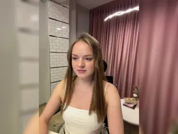 Lunaaaura  live sex cam