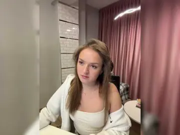 Lunaaaura  live sex cam