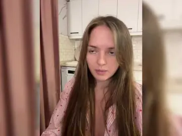 Lunaaaura  live sex cam