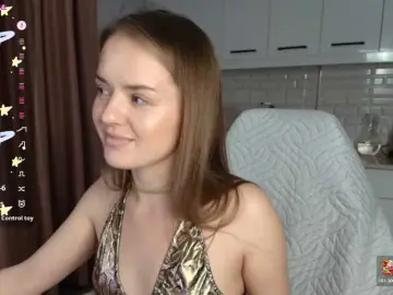 Lunaaaura  live sex cam