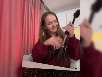 Lunaaaura  live sex cam