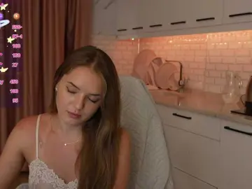Lunaaaura  live sex cam