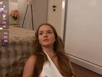 Lunaaaura  live sex cam