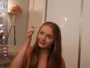 Lunaaaura  live sex cam