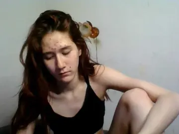 QueenHerson  live sex cam