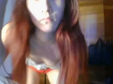 QueenHerson  live sex cam