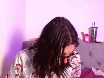 Red-moonn  live sex cam