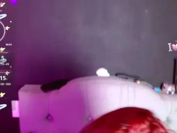 Red-moonn  live sex cam