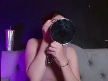 Red-moonn  live sex cam
