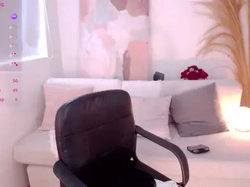 VictoriaLeia  live sex cam