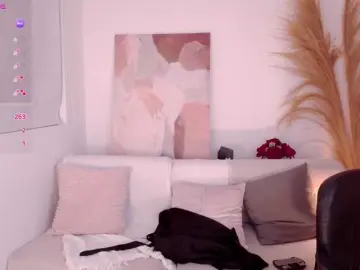 VictoriaLeia  live sex cam