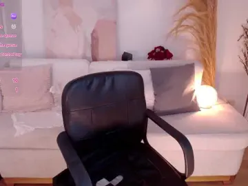 VictoriaLeia  live sex cam