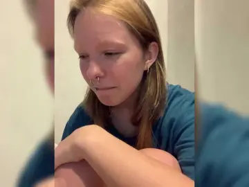 Meowwwmeow  live sex cam