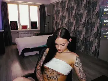 Sweetiekittie  live sex cam