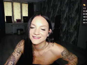 Sweetiekittie  live sex cam