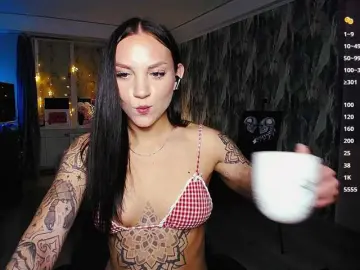 Sweetiekittie  live sex cam