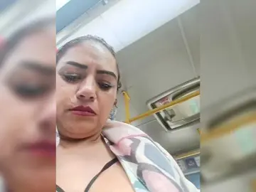 AlexaBrown12  live sex cam