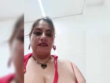 AlexaBrown12  live sex cam