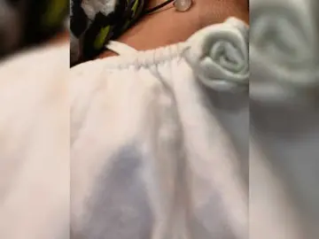 AlexaBrown12  live sex cam
