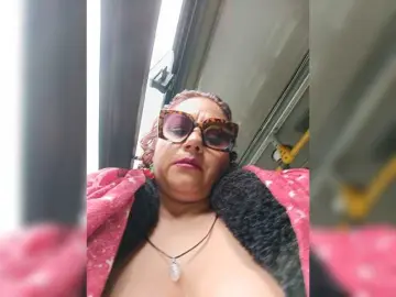 AlexaBrown12  live sex cam