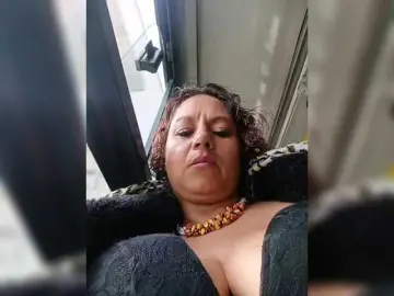 AlexaBrown12  live sex cam