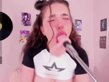 Alicebonam  live sex cam