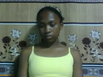 Andrea  live sex cam