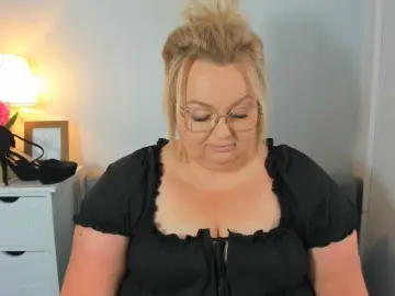 HazelKitty  live sex cam