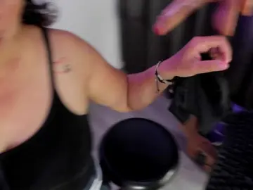 Luna-Naughty1  live sex cam