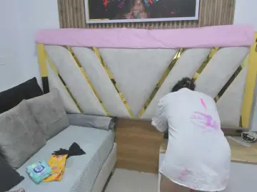 Luna-Naughty1  live sex cam