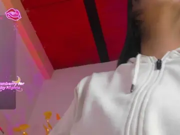 ZoeBrunet  live sex cam