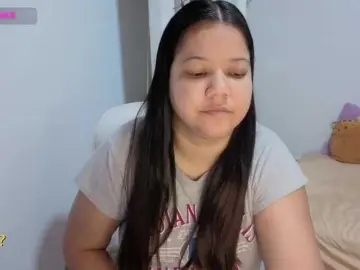 Carolinahairy  live sex cam