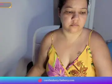 Carolinahairy  live sex cam