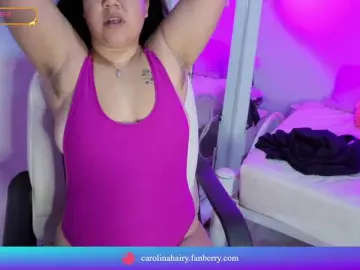 Carolinahairy  live sex cam