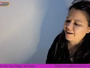 Carolinahairy  live sex cam