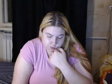 Boolochkaa  live sex cam