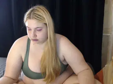 Boolochkaa  live sex cam