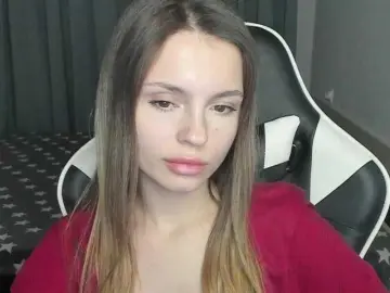 EmilySkout  live sex cam