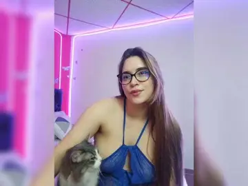 Wolfelatin-10  live sex cam