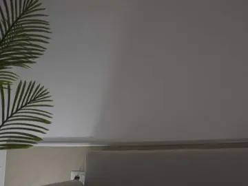 Yvonna  live sex cam