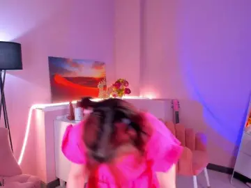 Taticamomile  live sex cam