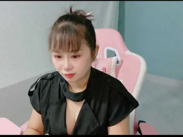 Hotgirlplay  live sex cam