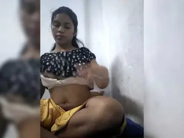 Iavo  live sex cam