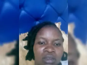 PearlAlis  live sex cam