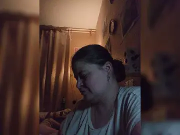 Rebornika  live sex cam